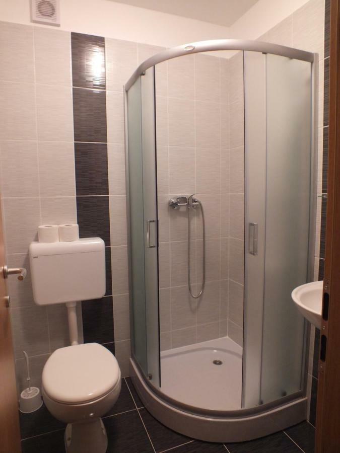Apartmani Barisic بروداريكا المظهر الخارجي الصورة