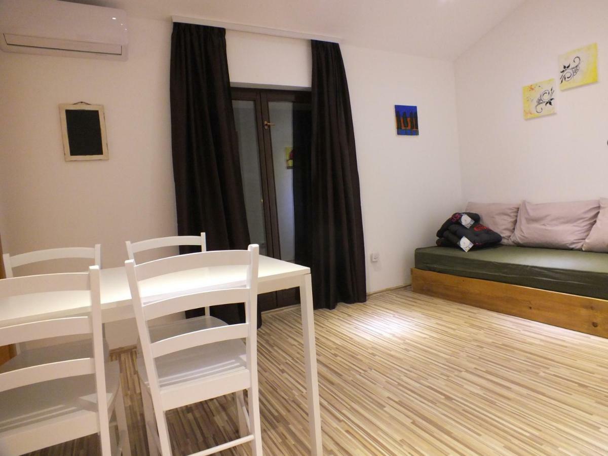 Apartmani Barisic بروداريكا المظهر الخارجي الصورة
